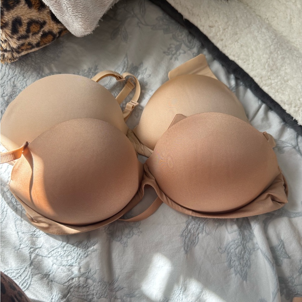 SKIMS strapless  Nude Bras Set size 34B NWOT